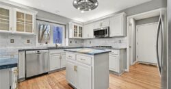 5529 Sleepy Hollow Drive, Parkville, MO 64152