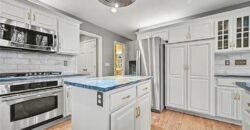 5529 Sleepy Hollow Drive, Parkville, MO 64152