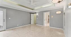 5529 Sleepy Hollow Drive, Parkville, MO 64152