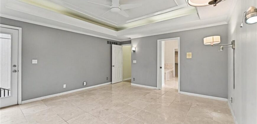 5529 Sleepy Hollow Drive, Parkville, MO 64152