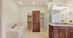 5529 Sleepy Hollow Drive, Parkville, MO 64152