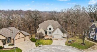 5529 Sleepy Hollow Drive, Parkville, MO 64152