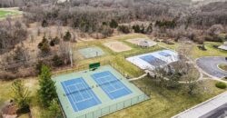 5529 Sleepy Hollow Drive, Parkville, MO 64152