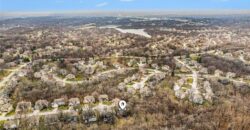 5529 Sleepy Hollow Drive, Parkville, MO 64152