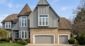 6642 Monticello Court, Parkville, MO 64152