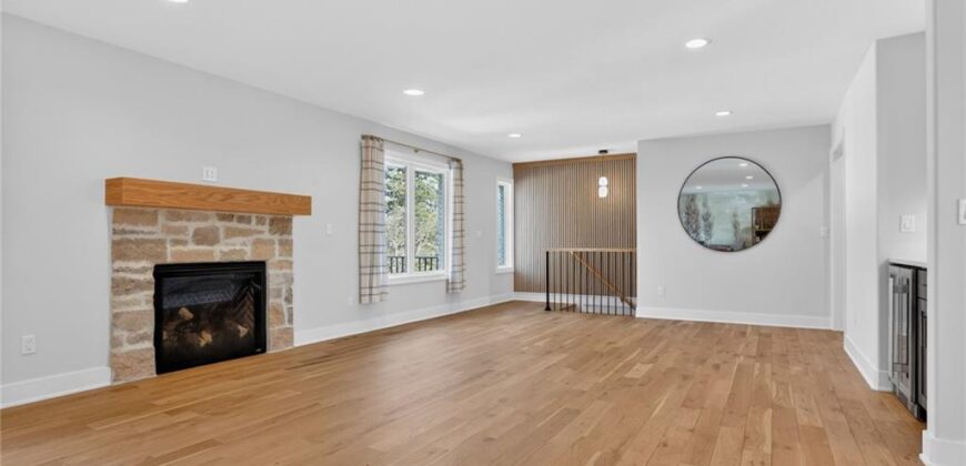 8206 NW Miami Street, Weatherby Lake, MO 64152