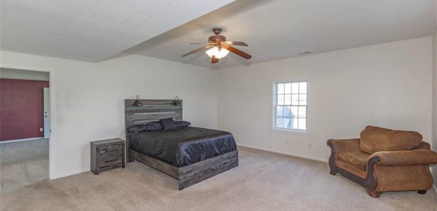 5990 Z Highway, Edgerton, MO 64444