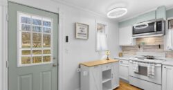 6 W 12th Street, Parkville, MO 64152