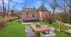 6 W 12th Street, Parkville, MO 64152