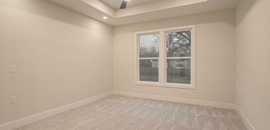 4725 NE Winn Road, Kansas City, MO 64117