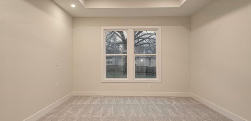 4725 NE Winn Road, Kansas City, MO 64117