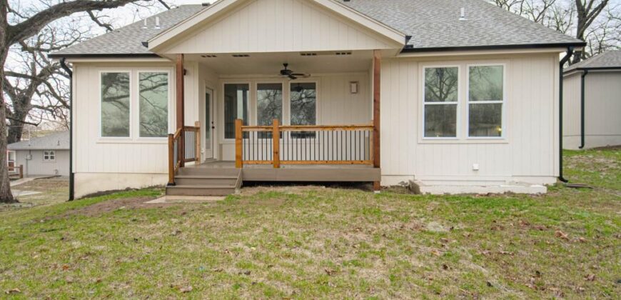 4725 NE Winn Road, Kansas City, MO 64117