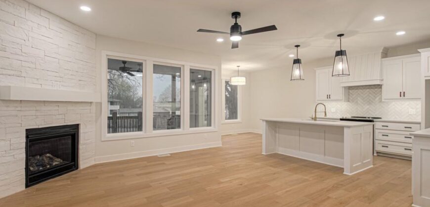 4725 NE Winn Road, Kansas City, MO 64117