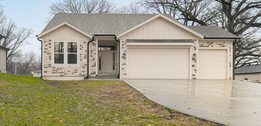 4725 NE Winn Road, Kansas City, MO 64117