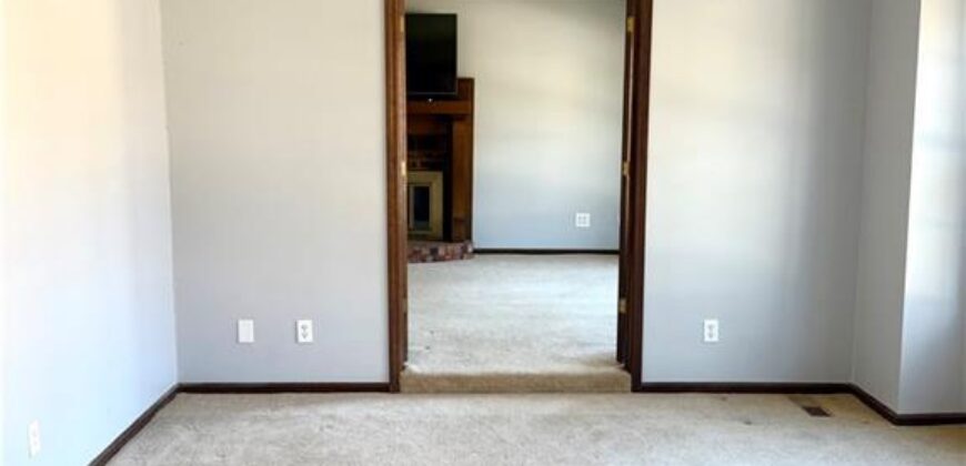 1508 Hale Avenue, Platte City, MO 64079