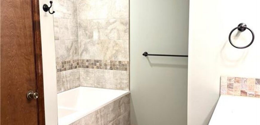 1508 Hale Avenue, Platte City, MO 64079