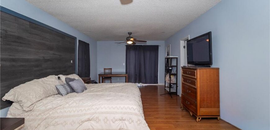1903 NE 65th Street, Gladstone, MO 64118