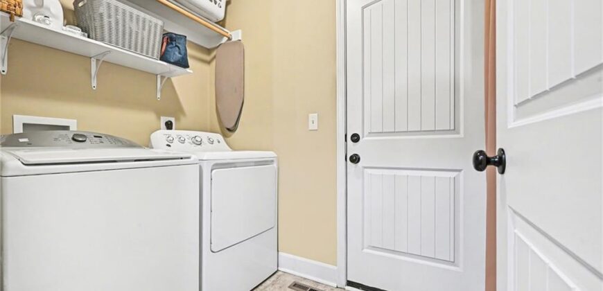 9621 N Adrian Avenue, Kansas City, MO 64154