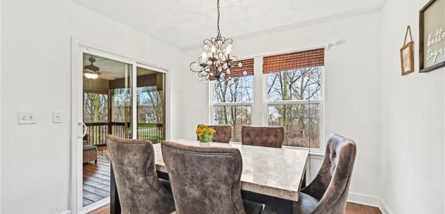 9621 N Adrian Avenue, Kansas City, MO 64154