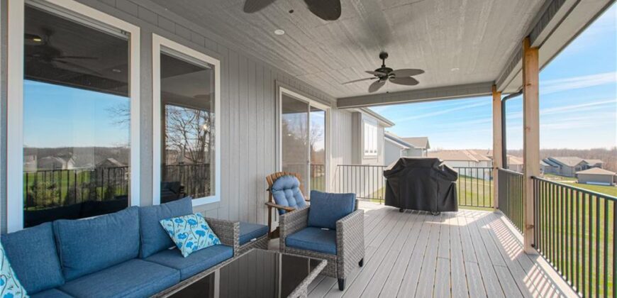 13504 Oakridge Drive, Kearney, MO 64060
