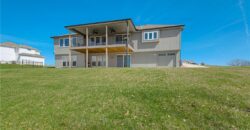 13504 Oakridge Drive, Kearney, MO 64060
