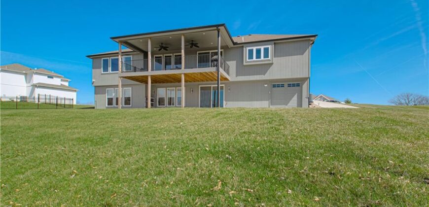 13504 Oakridge Drive, Kearney, MO 64060