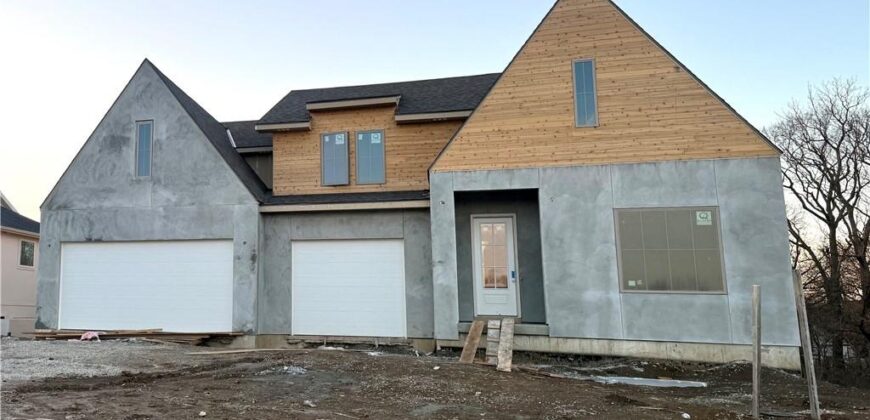 7636 N Booth Avenue, Kansas City, MO 64158
