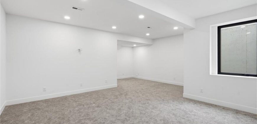 2614 NW 84th Terrace, Kansas City, MO 64154