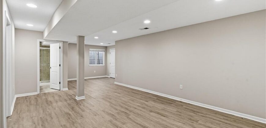 11020 N Jefferson Street, Kansas City, MO 64155