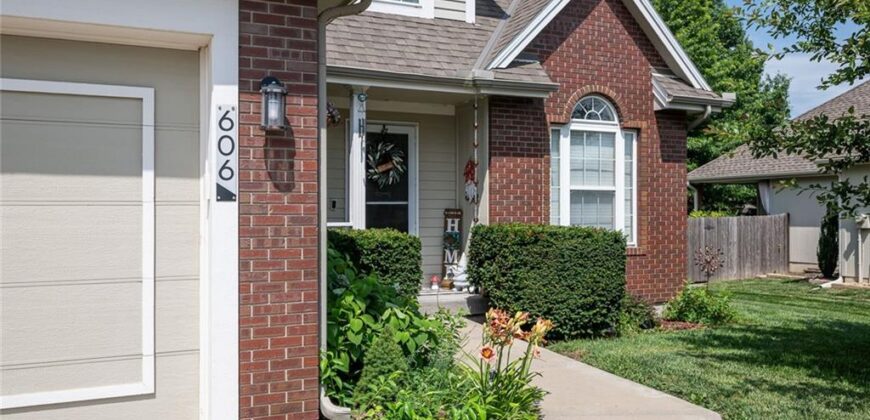 606 Briar Lane, Kearney, MO 64060