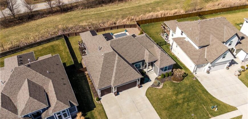 11300 N Michigan Avenue, Kansas City, MO 64155