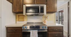 7137 NW Winter Avenue, Kansas City, MO 64152