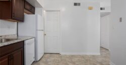 7137 NW Winter Avenue, Kansas City, MO 64152