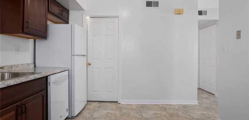 7137 NW Winter Avenue, Kansas City, MO 64152