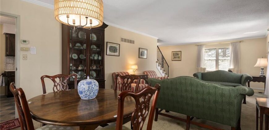 7137 NW Winter Avenue, Kansas City, MO 64152
