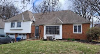 6305 N Bales Avenue, Gladstone, MO 64119