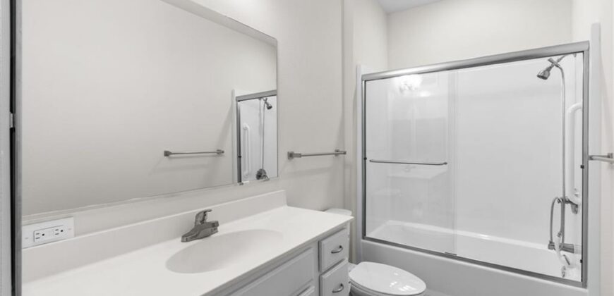 2651 NW Barry Road, Kansas City, MO 64154