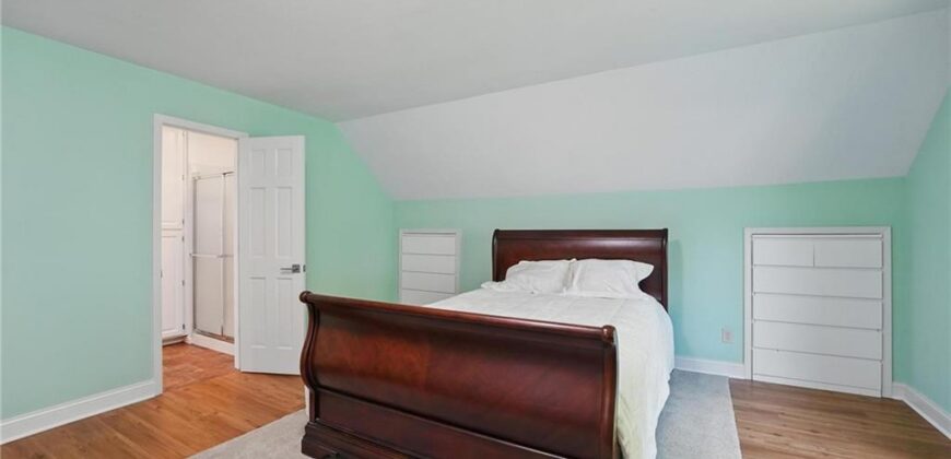 6112 N Mattox Road, Kansas City, MO 64151