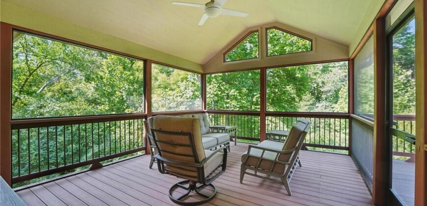 6112 N Mattox Road, Kansas City, MO 64151