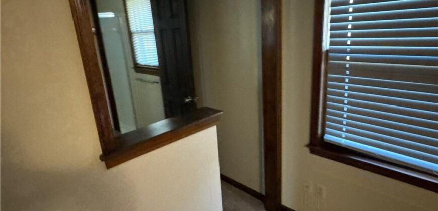 1524 NE 99TH Street, Kansas City, MO 64155