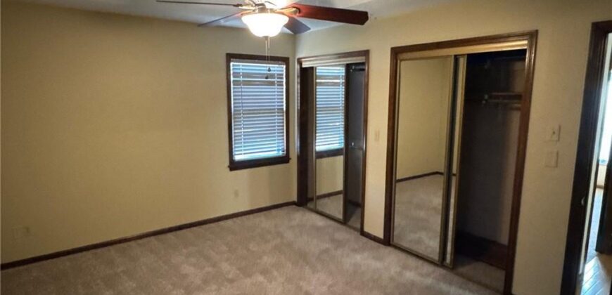 1524 NE 99TH Street, Kansas City, MO 64155
