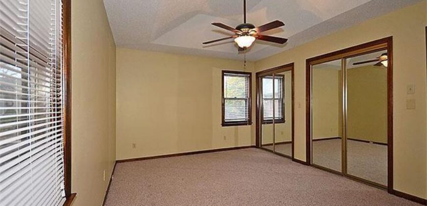 1524 NE 99TH Street, Kansas City, MO 64155