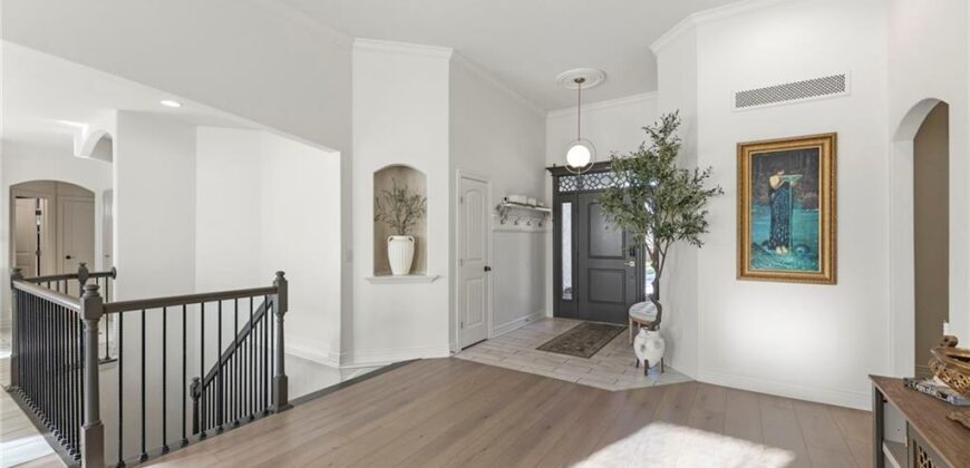 8901 N St Clair Avenue, Kansas City, MO 64154