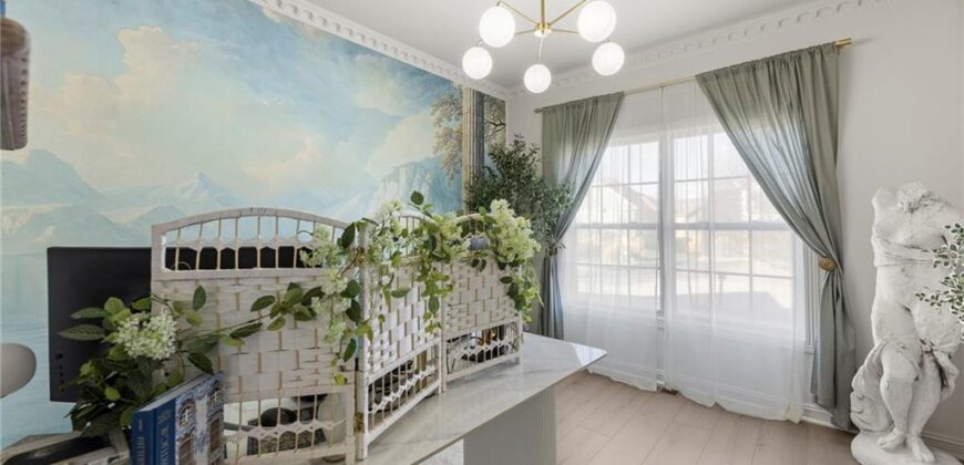 8901 N St Clair Avenue, Kansas City, MO 64154