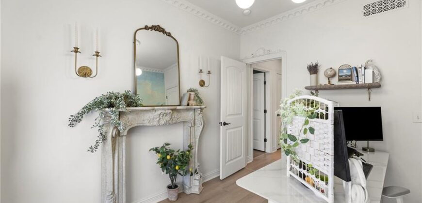 8901 N St Clair Avenue, Kansas City, MO 64154