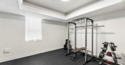 8901 N St Clair Avenue, Kansas City, MO 64154