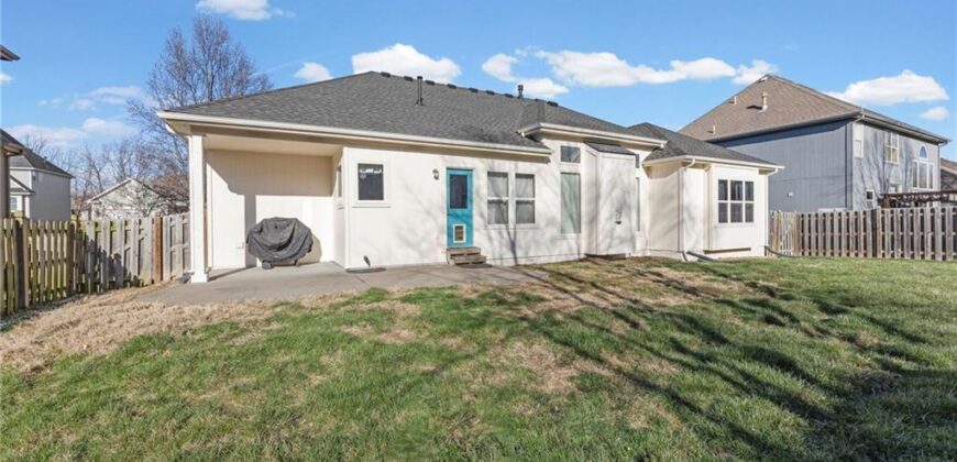 8901 N St Clair Avenue, Kansas City, MO 64154