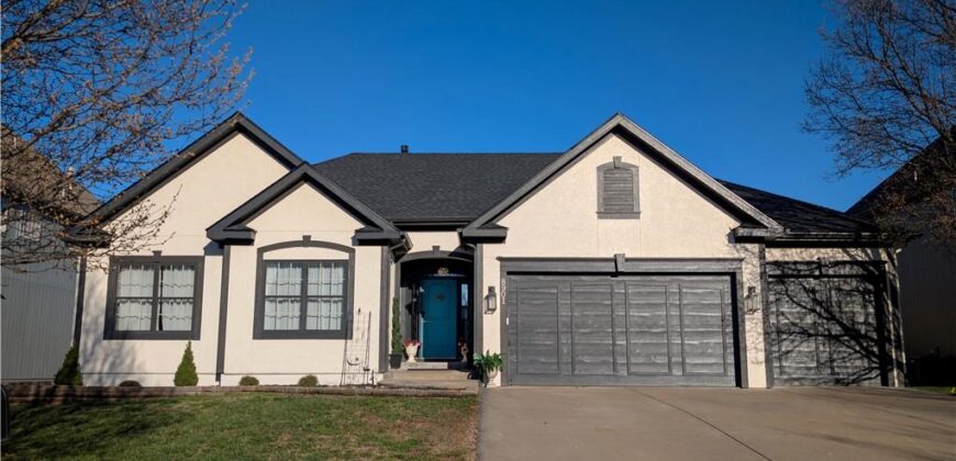 8901 N St Clair Avenue, Kansas City, MO 64154