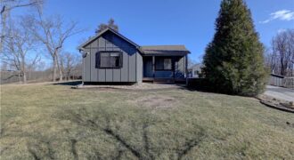 6121 NW Klamm Road, Kansas City, MO 64152