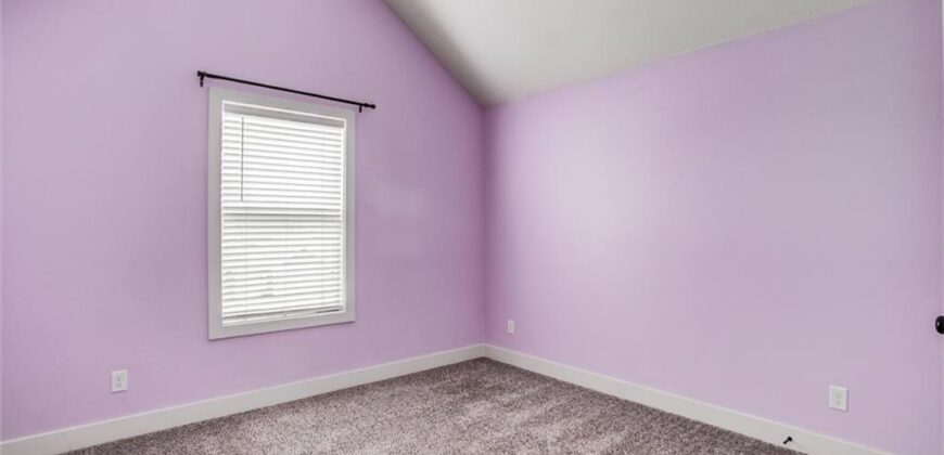 7370 N Lamar Avenue, Kansas City, MO 64152